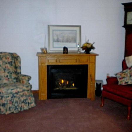 Bears Lair Inn Stowe Exterior photo