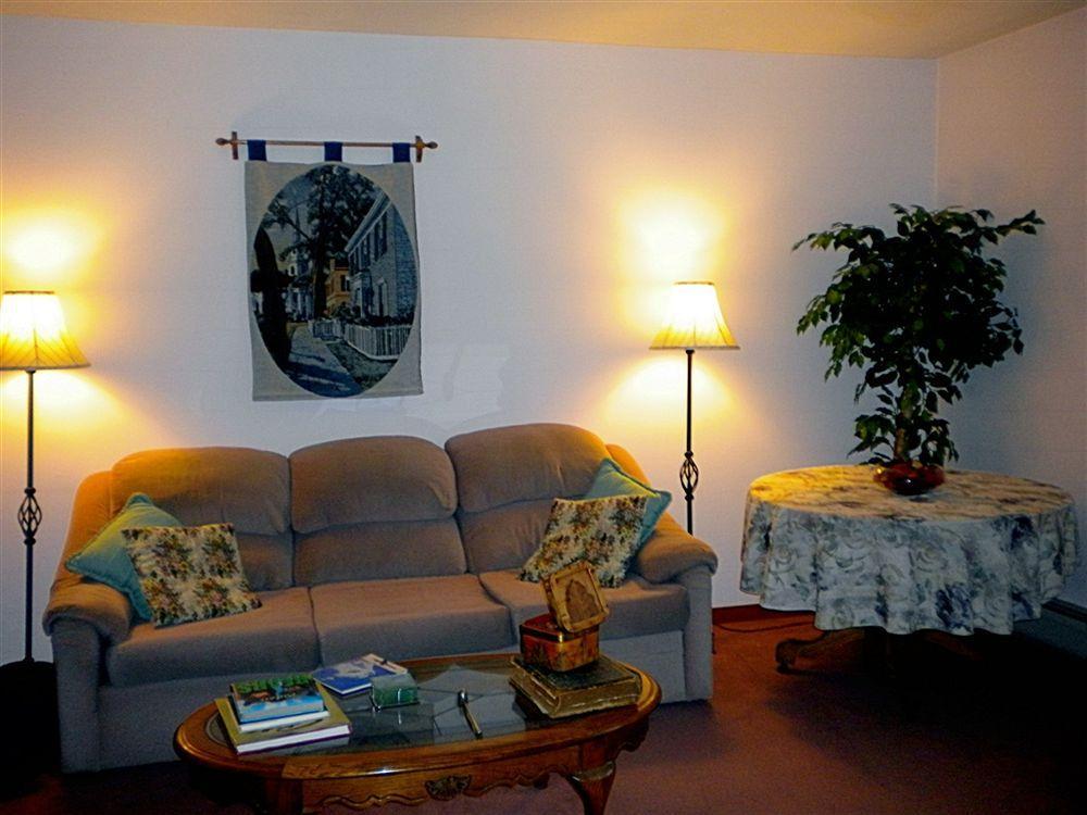 Bears Lair Inn Stowe Exterior photo