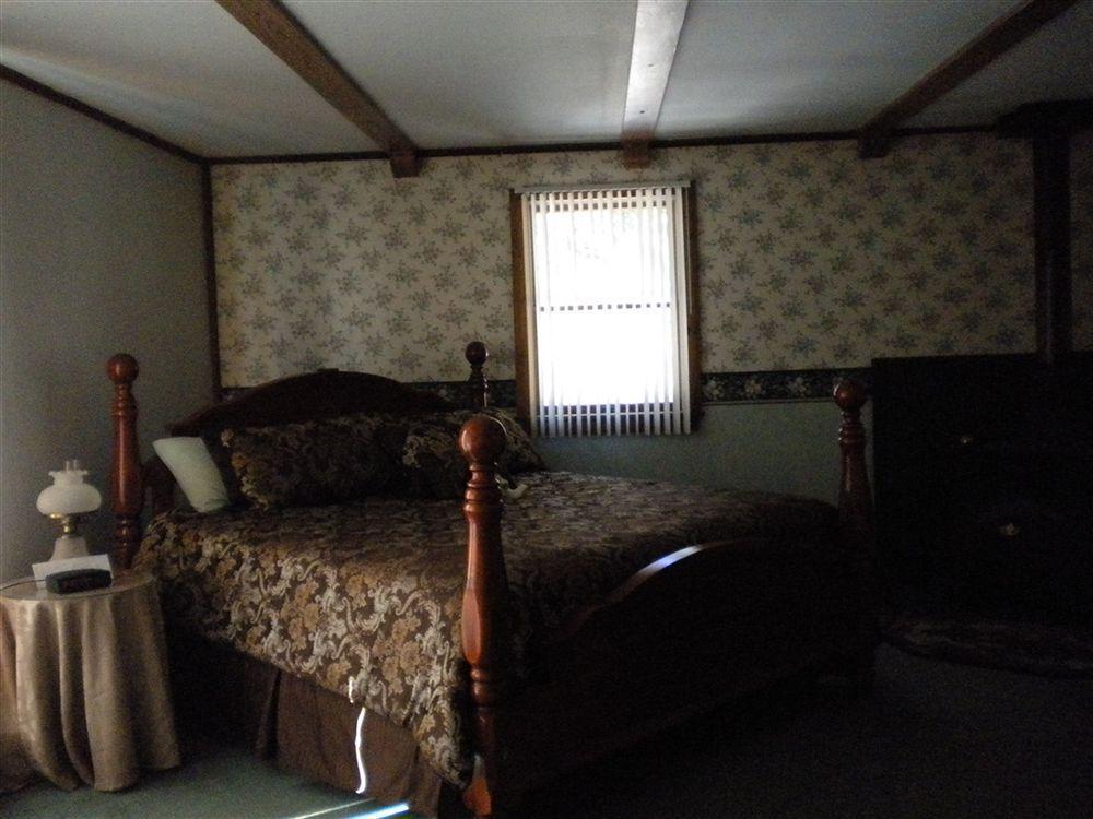 Bears Lair Inn Stowe Exterior photo