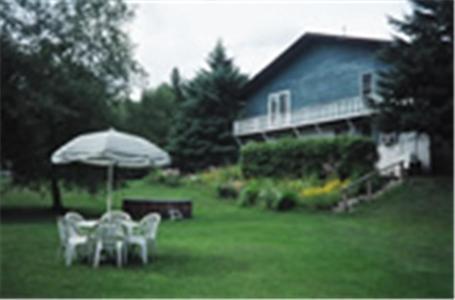 Bears Lair Inn Stowe Exterior photo